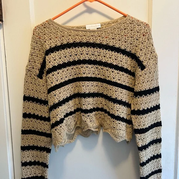 House of Harlow 1960 Black and Tan Crochet Sweater and matching shorts - Picture 1 of 3